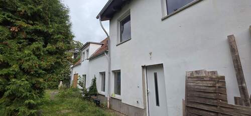 Ansicht in NO.jpg - Doppel- oder auch Mehrgenerationenhaus zum Ausbau