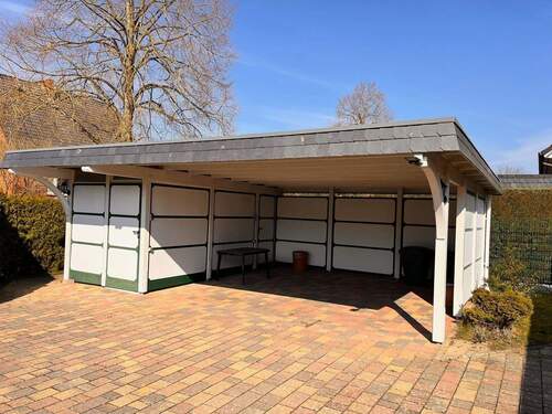 Doppelcarport mit Abstellraum - 
