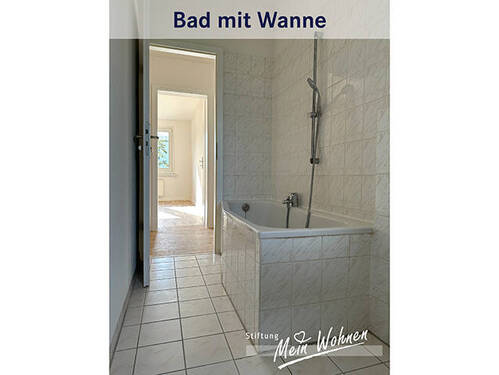 Bad mit Wanne - 
