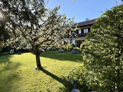 traumhafte Lage - ruhig, gepflegt, sonnig - 2 Zimmer Etagenwohnung zur Miete in Murnau