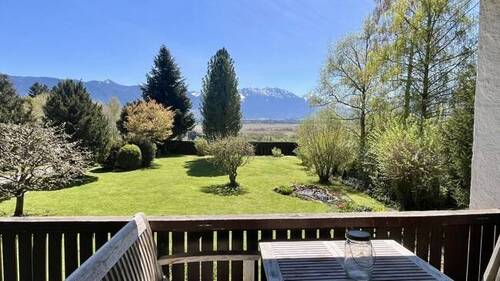 Ausblick vom Balkon - Etagenwohnung mit 85,00 m&sup2; in Murnau zur Miete