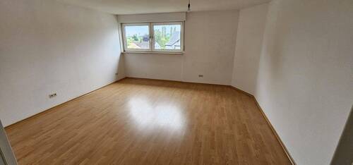 Wohnzimmer - 3 Zimmer Etagenwohnung in Forchheim