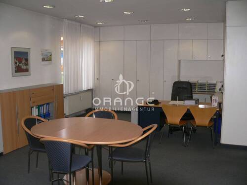 Besprechung - 