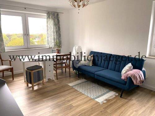 Wohnbereich links - Etagenwohnung mit 30,00 m² in Hamburg zur Miete