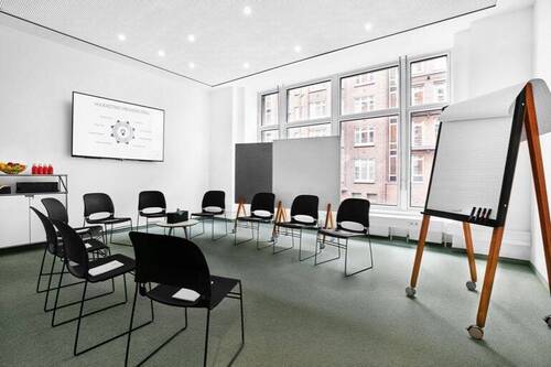 Workshopraum mit Terrassenzugang - 