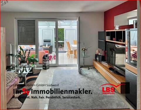 Wohnzimmer EG - 6 Zimmer Reihenmittelhaus zum Kaufen in Pforzheim