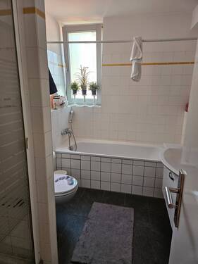 Bad - 4 Zimmer Etagenwohnung in Berlin