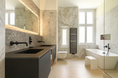 Tageslichtbad - 5 Zimmer Etagenwohnung zum Kaufen in Berlin