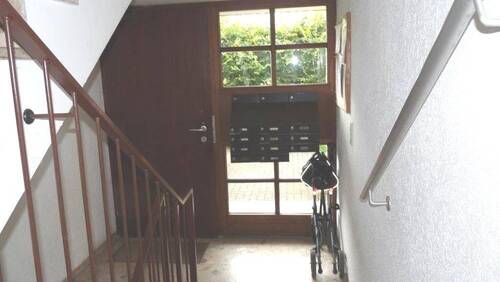 Gepflegtes Treppenhaus.jpg - 