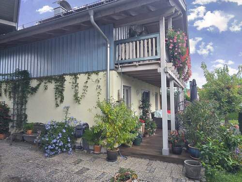 Außenansicht Westseite - Mehrfamilienhaus, Wohnhaus mit 176,00 m² in Raubling zum Kaufen