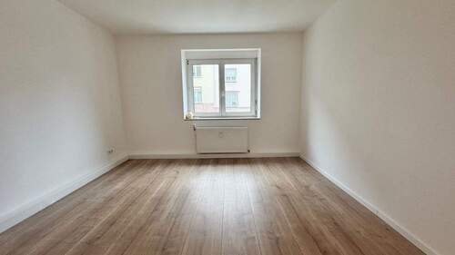 Schlafzimmer.jpg - 3 Zimmer Etagenwohnung in Nürnberg