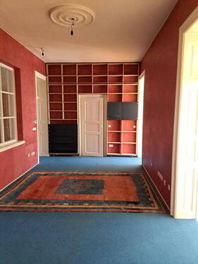 Foyer-Zugang zu allen Zimmern - 