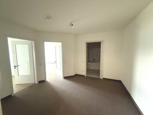 großer Flur - BARRIEREFREI - 2-RAUM- APARTMENT MIT BALKON - SENIOR LIVING -