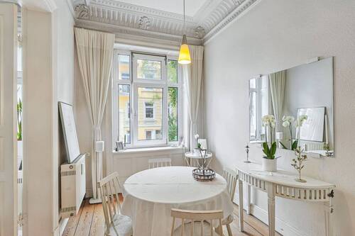 Esszimmer - 4 Zimmer Etagenwohnung zum Kaufen in Hamburg