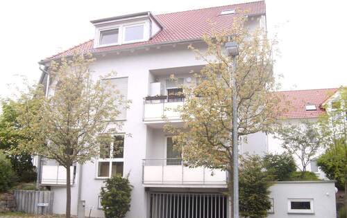 Außenansicht 2 - 3 Zimmer Etagenwohnung zur Miete in Gäufelden