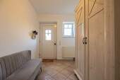 Gemeinsamer Eingangsbereich - 6 Zimmer Einfamilienhaus in Wetzen