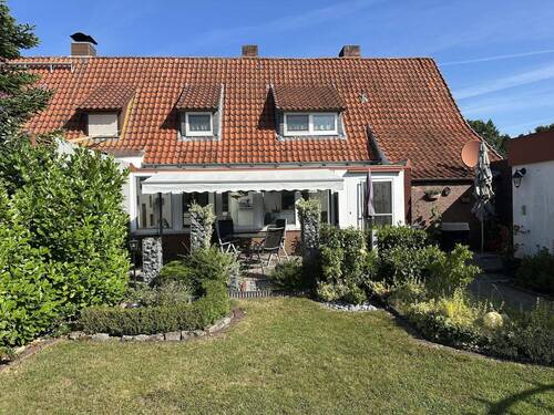 Gartenansicht - 4 Zimmer Doppelhaushälfte zum Kaufen in Espelkamp