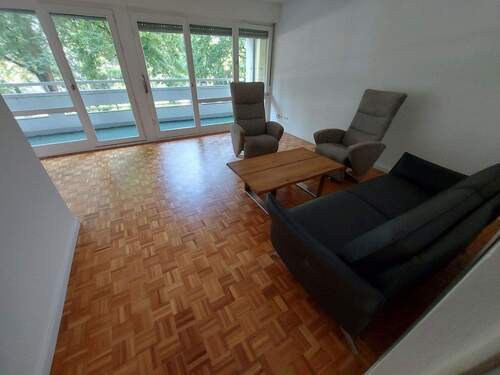 Wohnzimmer - Etagenwohnung mit 86,00 m&sup2; in Wiesbaden zum Kaufen