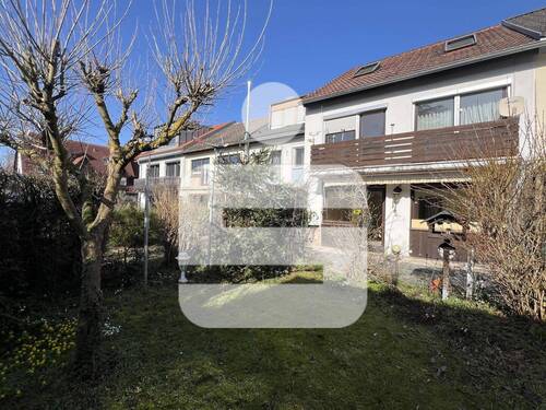 Ansicht - renovierungsbedürftiges RMH in Alterlangen...Ihr neues Zuhause mit Gestaltungspotenzial