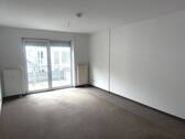 Wohnzimmer - BARRIEREFREI - 2-RAUM- APARTMENT MIT BALKON - SENIOR LIVING -