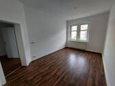 das Wohnzimmer - 2 Zimmer Etagenwohnung zur Miete in Roßwein