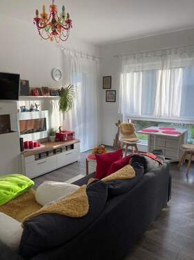 Wohnbereich - 2 Zimmer Etagenwohnung zum Kaufen in Rußheim