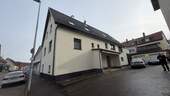 Bild 2 - 8 Zimmer Mehrfamilienhaus, Wohnhaus zum Kaufen in Althengstett
