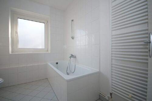 Badezimmer - 2 Zimmer Etagenwohnung zur Miete in Minden