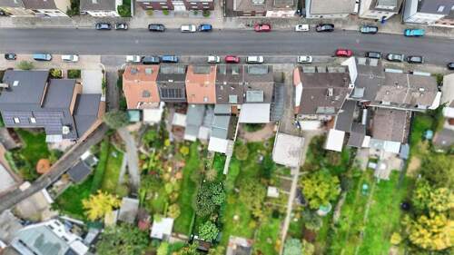 Vogelprespektive - 7 Zimmer Mehrfamilienhaus, Wohnhaus zum Kaufen in Mönchengladbach