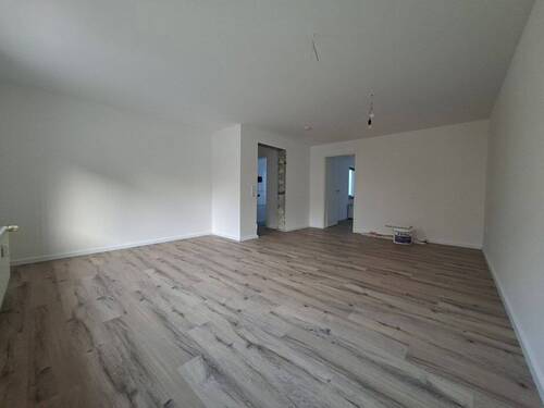 Wohnzimmer - 3 Zimmer 3- Zimmer zur Miete in Höchstadt a.d.Aisch