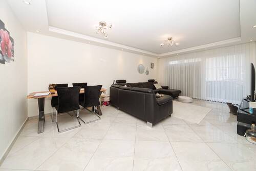 Wohnzimmer EG - 1 Zimmer Mehrfamilienhaus, Wohnhaus zum Kaufen in Lünen