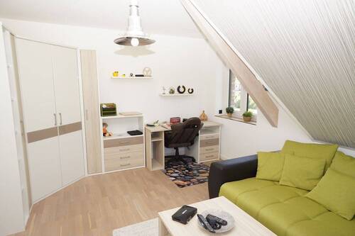 I. OG Kinderzimmer (2).JPG - 