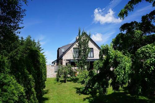 Blick vom Innenhof zum Haus (1).JPG - 