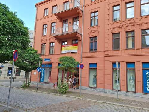 Ansicht des Geschäftshauses von -Markt- - Büro in Aschersleben