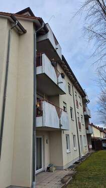 Außenansicht Südseite.jpg - 3 Zimmer Etagenwohnung zum Kaufen in Kitzingen