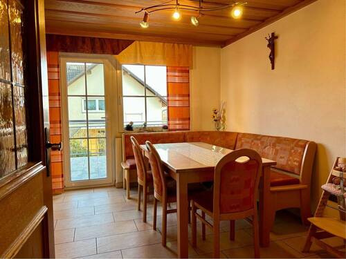 Essbereich mit Terrassenzugang - 8 Zimmer Einfamilienhaus in Pommersfelden