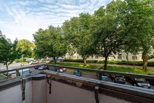 Aussicht - 2 Zimmer Etagenwohnung in Berlin