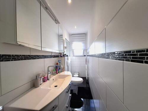 Badezimmer 1OG.jpg - 