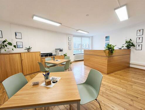 Zimmer 1 (Büro 1) - Etagenwohnung mit 127,00 m&sup2; in Coburg zum Kaufen