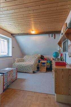 Haus Sulzbach Kinderzimmer DG - 