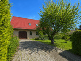 Ansicht von der Straße KI - Einfamilienhaus mit 271,00 m&sup2; in Karwe zum Kaufen