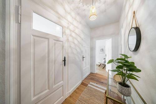 Flur - 2 Zimmer Etagenwohnung in Leipzig