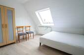 Schlafzimmer DG - 