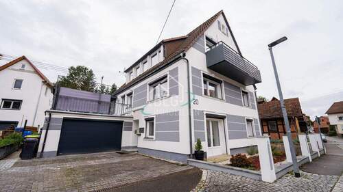 Ansicht Eingang - 8 Zimmer Einfamilienhaus zum Kaufen in Allmersbach im Tal