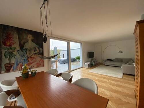 Esszimmer und Wohnzimmer - 