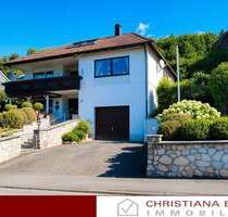 TRAUMHAUS MIT TRAUMBLICK: EFH in Albstadt-Laufen