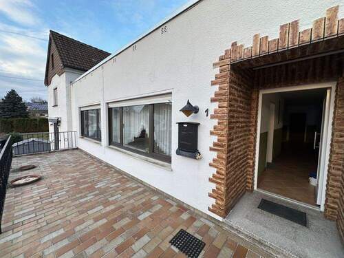 Eingangsbereich - 3 Zimmer Reihenmittelhaus zum Kaufen in Wirscheid