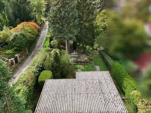 Drohnenaufnahme - Alles im Blick - Neu bauen in exponierter Lage