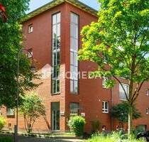 Helle 3-Zimmer-Wohnung mit Süd-Loggia, Fußbodenheizung & moderner EBK in Mühlheim - Köln Mülheim