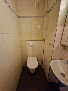 WC - 